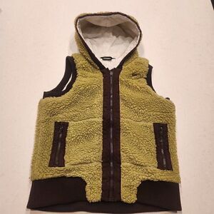 Kuhl womens fleece hooded vest. Size M